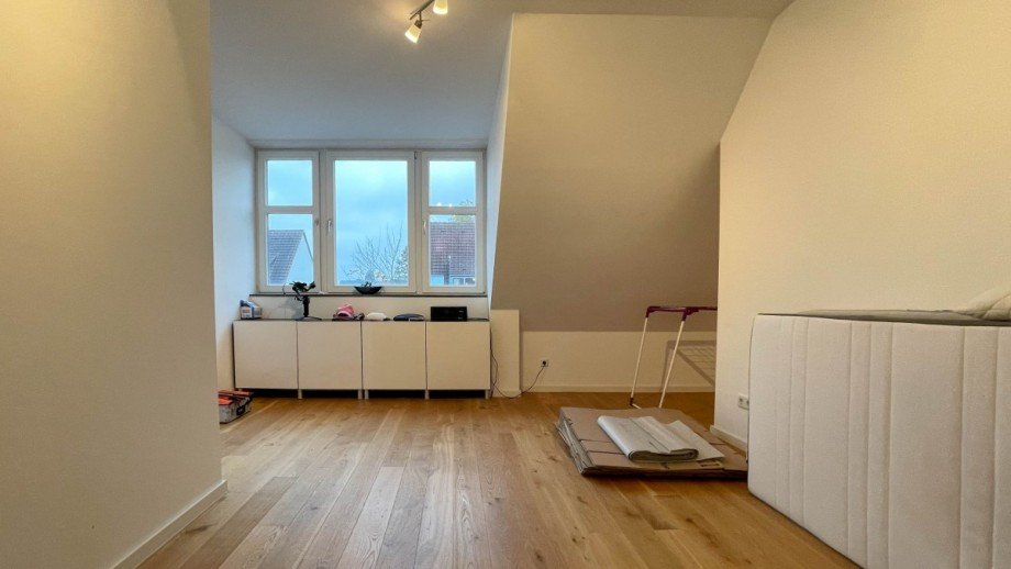 G�stezimmer im Dachgeschoss Maisonettewohnung D�sseldorf