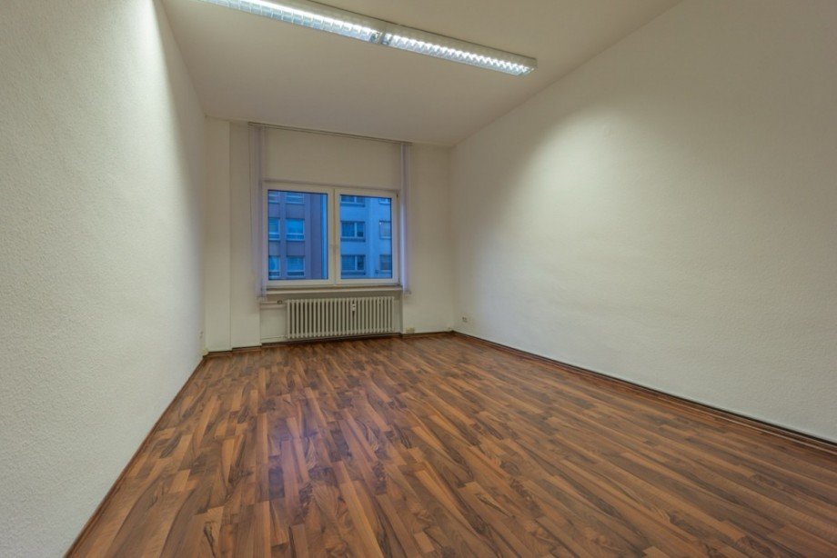 Buum I im zweiten Obergeschoss Renditeobjekt D�sseldorf