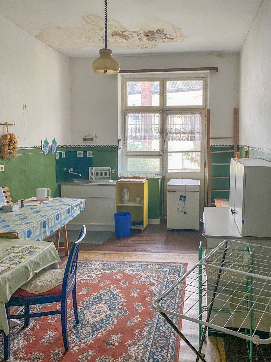 Eine der Wohnk�chen Mehrfamilienhaus D�sseldorf