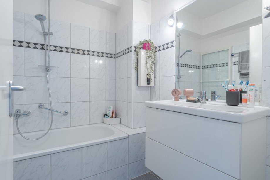 Obergeschoss - Wannenbad Reihenmittelhaus Kaarst