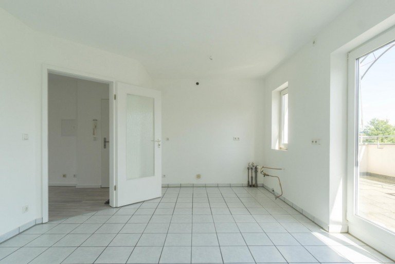 K�chenansicht D�sseldorf Wohnung Sonnige 4-Zimmer-Dachgeschossmaisonette am Floragarten