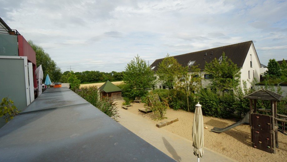 Balkonblick Etagenwohnung D�sseldorf