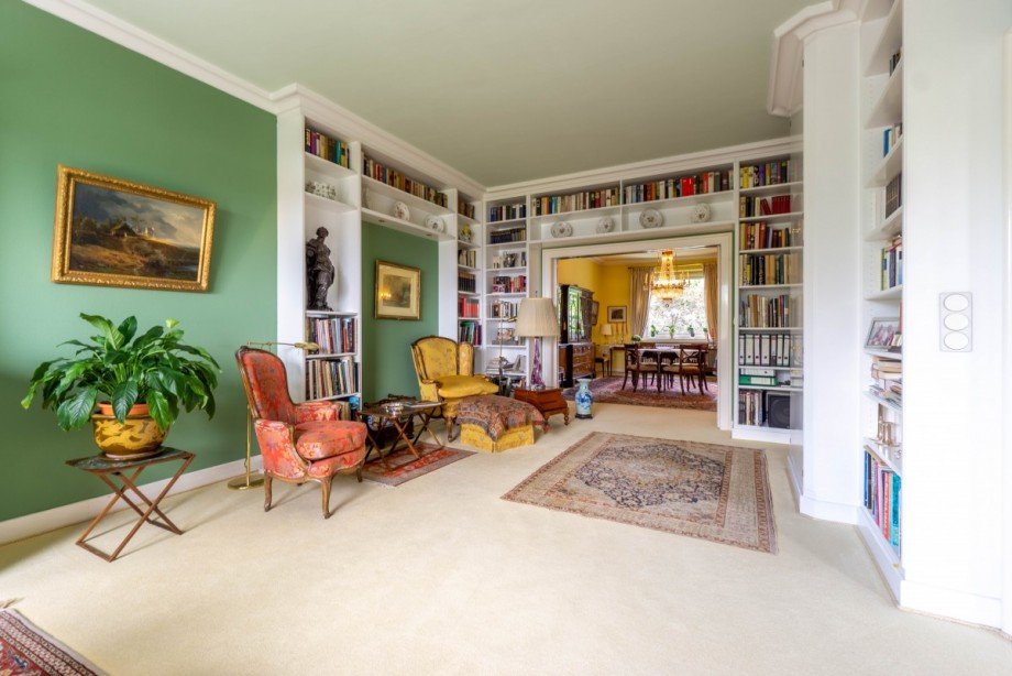 Die Bibliothek - Lounge Bild 2 Etagenwohnung D�sseldorf