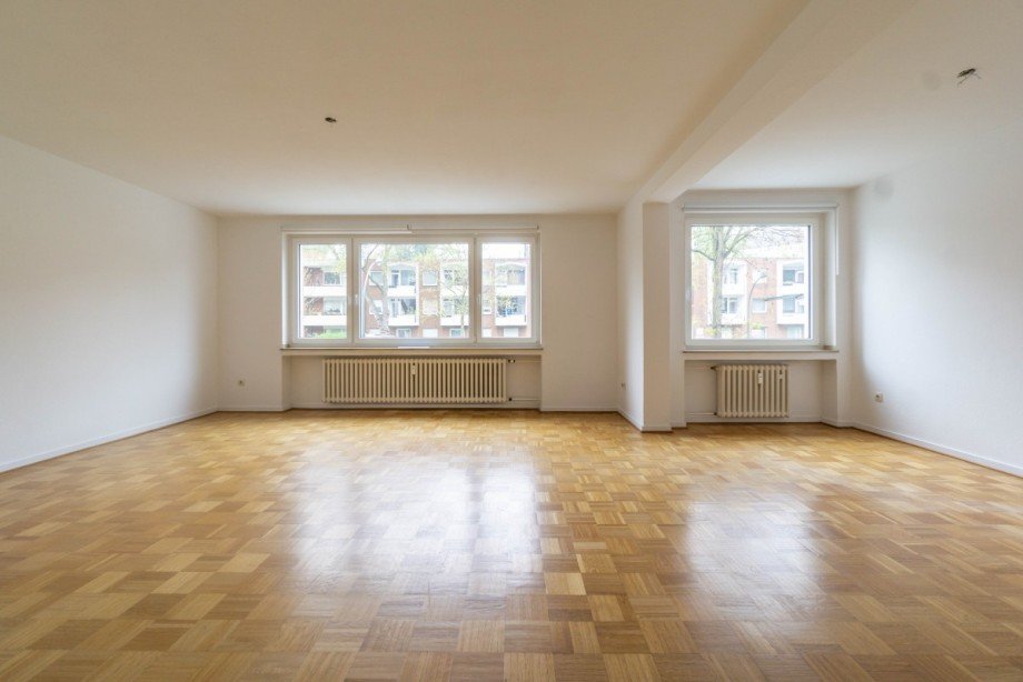 Der Wohnraum mit Esszimmer Wohnung D�sseldorf