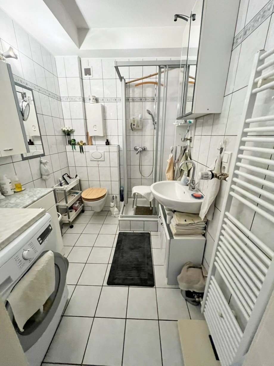 Bad EG Mehrfamilienhaus D�sseldorf