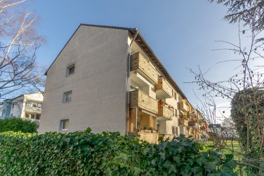 Giebelansicht Mehrfamilienhaus K�ln