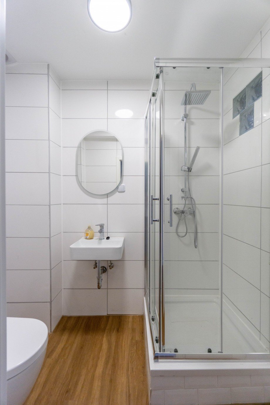 Bad Dachgeschosswohnung D�sseldorf