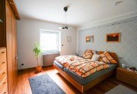 Bild (34414a47929986e127deb4f55c3a6e0b): *reserviert* Ruhig.Gr�n.Und �berraschend ger�umig: Topgepflegtes Reiheneckhaus in der Henkelsiedlung