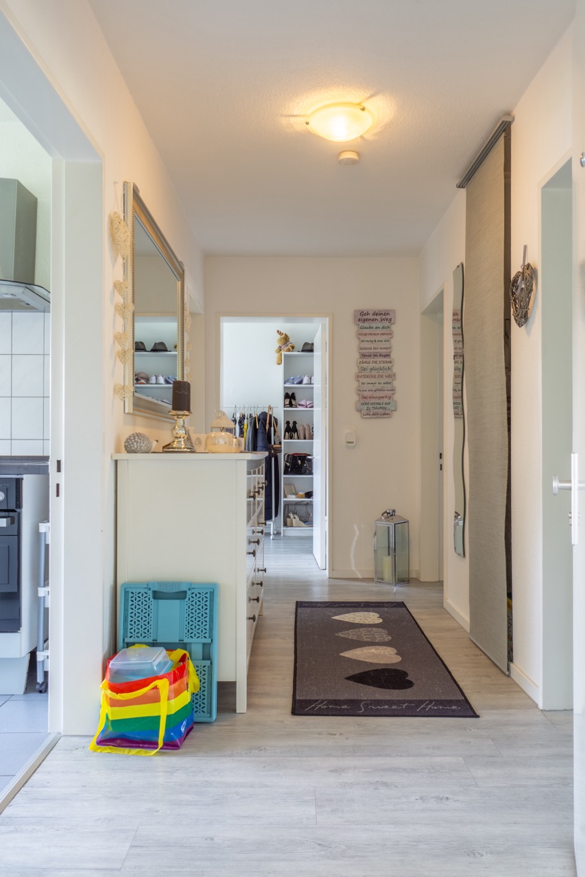 Flur Etagenwohnung D�sseldorf