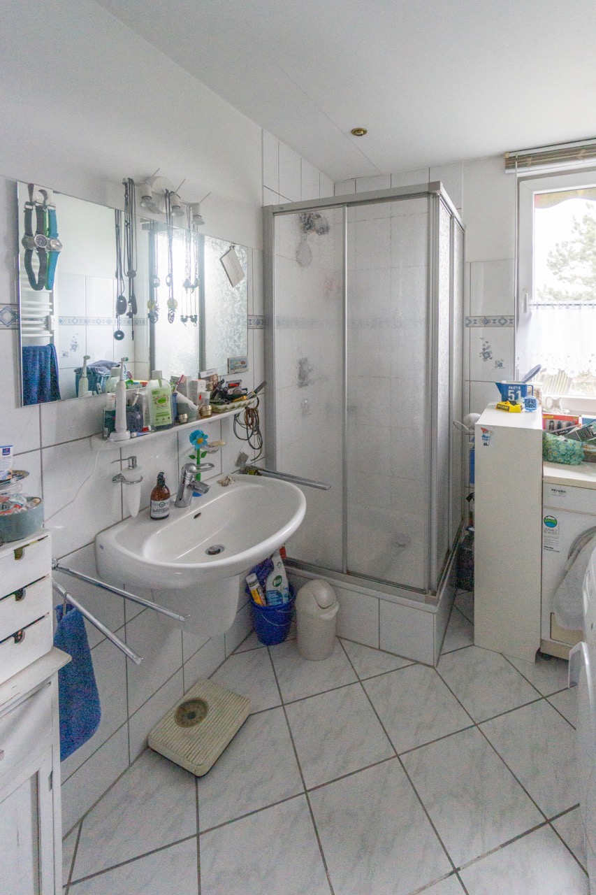 Bad DG Zweifamilienhaus D�sseldorf