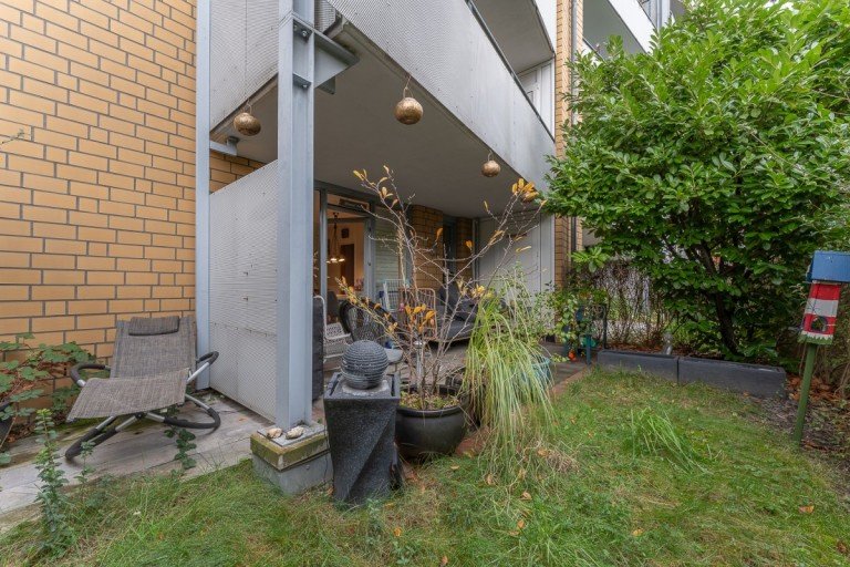Garten D�sseldorf Erdgeschosswohnung Vermietete 2-Zimmer-Erdgeschosswohnung mit Duplex-Tiefgaragenstellplatz als Kapitalanlage