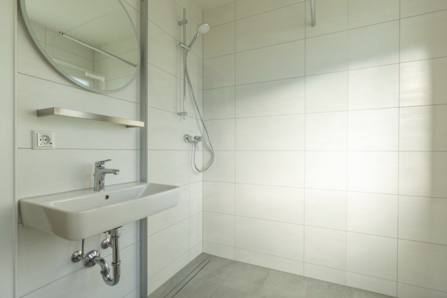 Badezimmer im Obergeschoss Reihenmittelhaus Kaarst