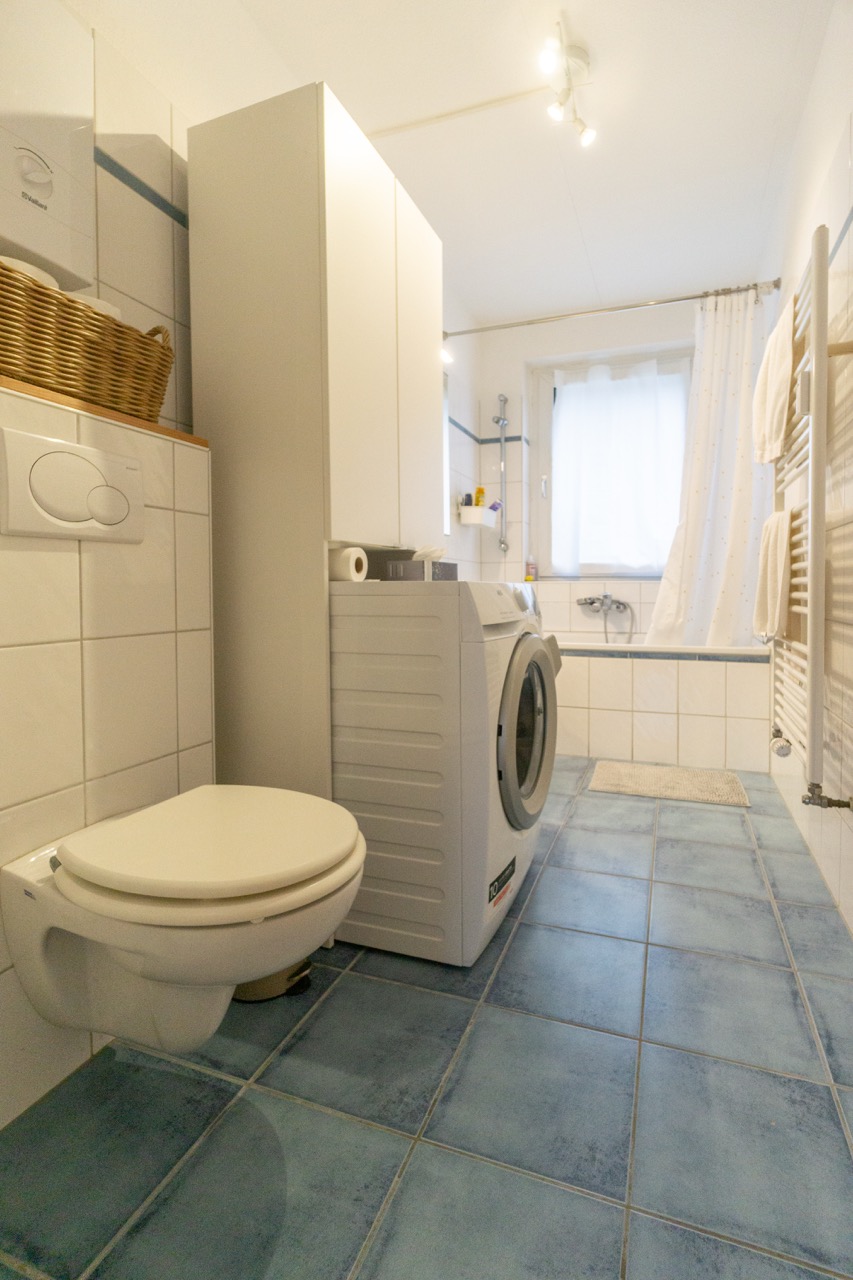 Badezimmerbeispiel 2 Mehrfamilienhaus D�sseldorf