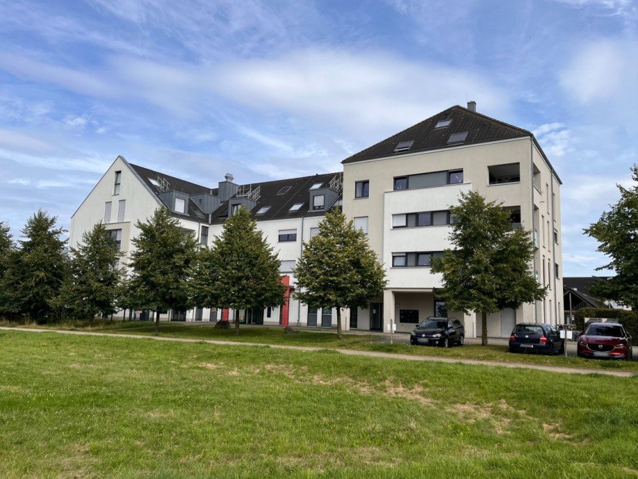 Hausfassade (2) Etagenwohnung D�sseldorf