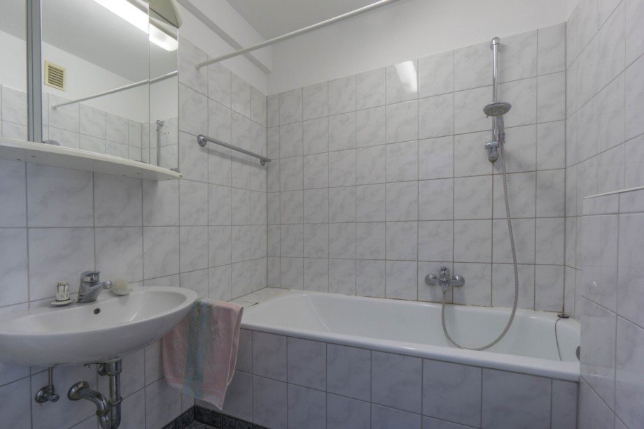 Badezimmer Dachgeschosswohnung D�sseldorf