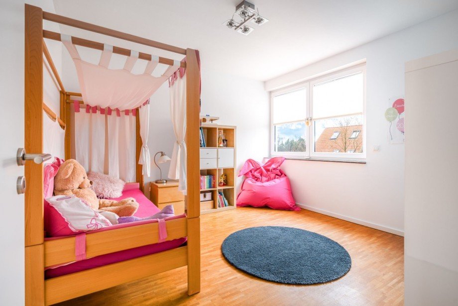 Kinderzimmer im OG Einfamilienhaus D�sseldorf