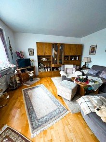 Wohnraum EG Mehrfamilienhaus als Eckgeb�ude mit vielf�ltigen Entwicklungsm�glichkeiten