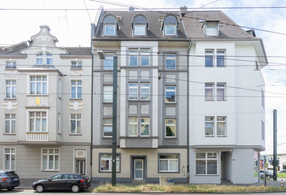 Hausansicht Mehrfamilienhaus D�sseldorf