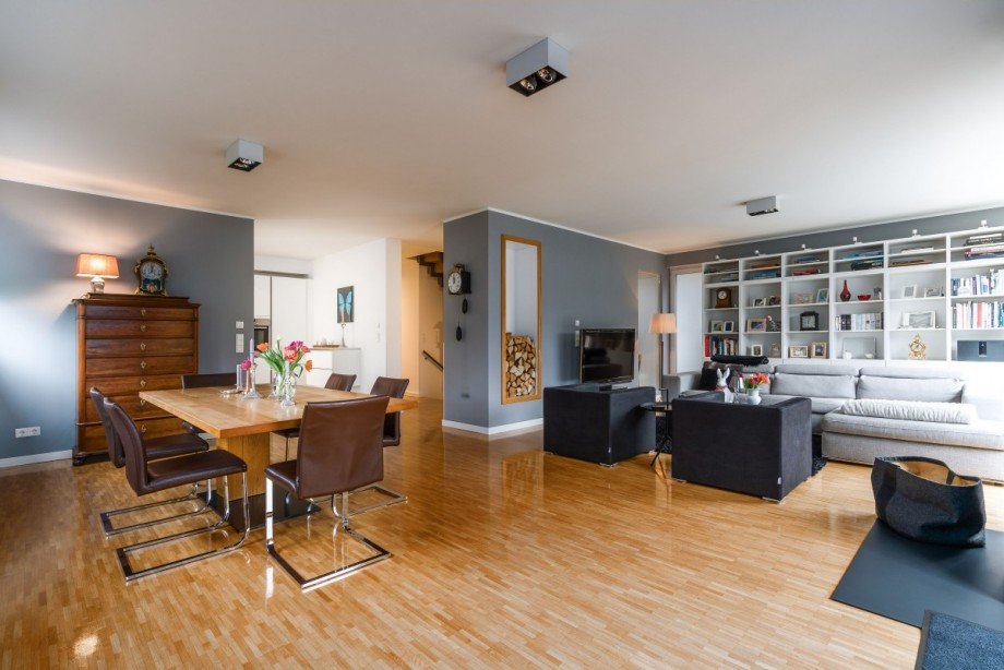 Wohnraum und Essbereich Einfamilienhaus D�sseldorf