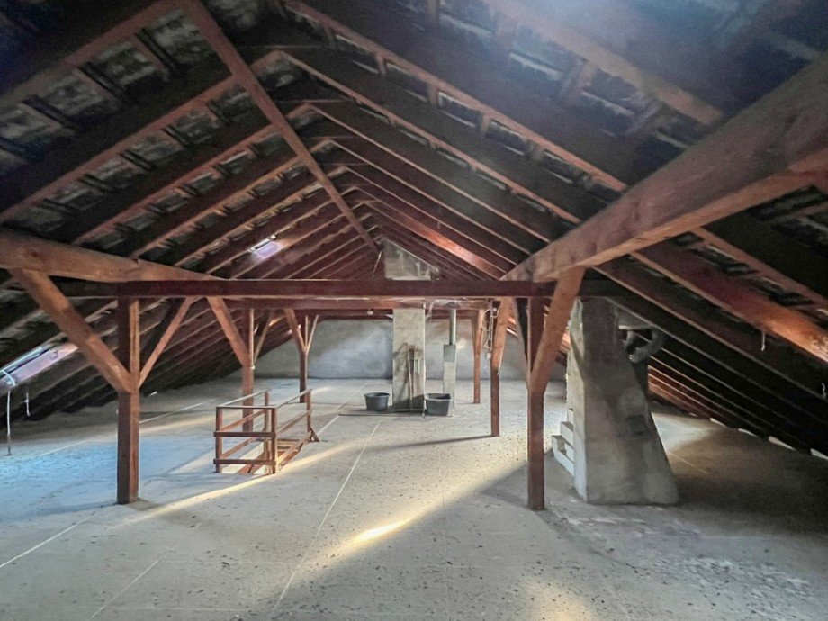 Ausbaureserve Dachgeschoss Mehrfamilienhaus K�ln