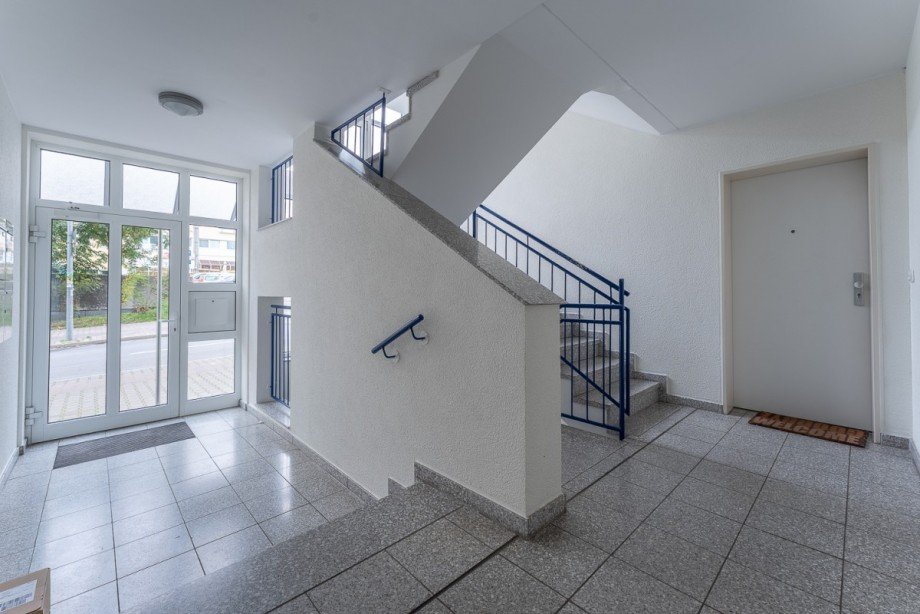 Treppenhaus Erdgeschosswohnung D�sseldorf