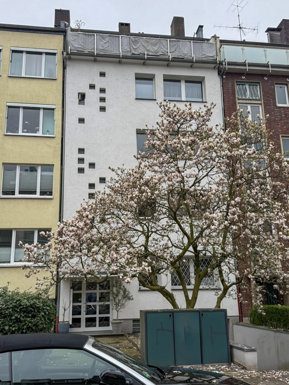 Geb�udeansicht Etagenwohnung D�sseldorf
