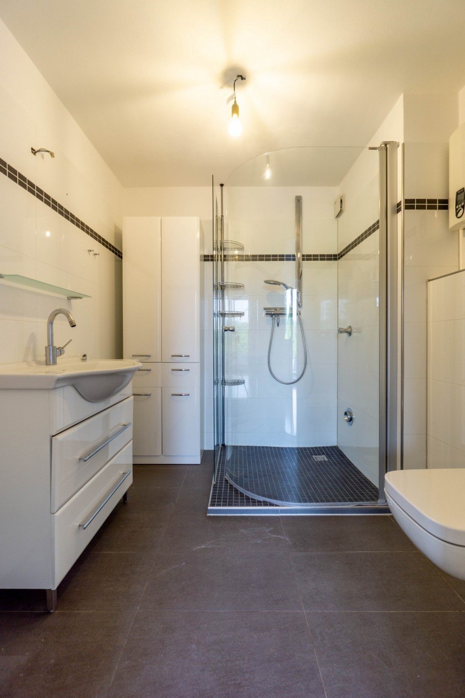 Badezimmer - hochkant Wohnung D�sseldorf
