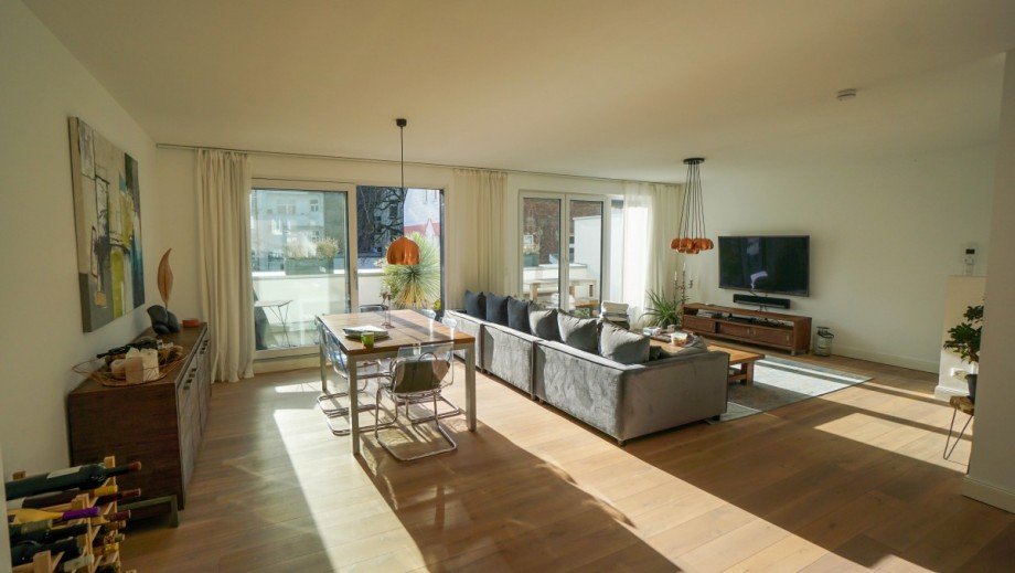 Wohnraum und Essbereich Wohnung D�sseldorf