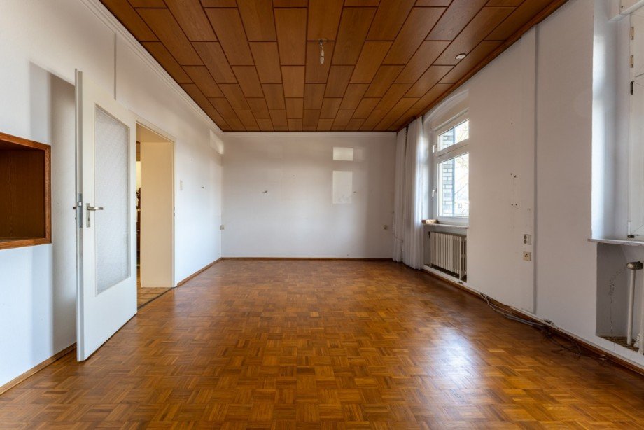 Erdgeschoss - Wohnraum Zweifamilienhaus D�sseldorf