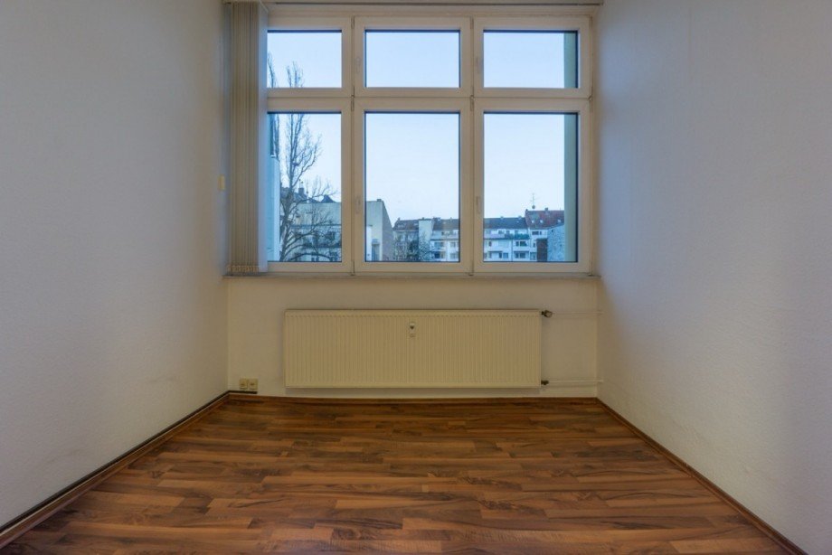 Essbereich im Personalraum Renditeobjekt D�sseldorf
