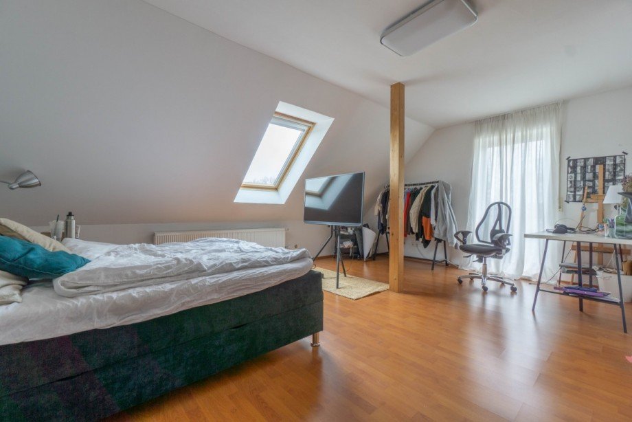 Schlafzimmer 3 im Dachgeschoss Doppelhaush�lfte D�sseldorf