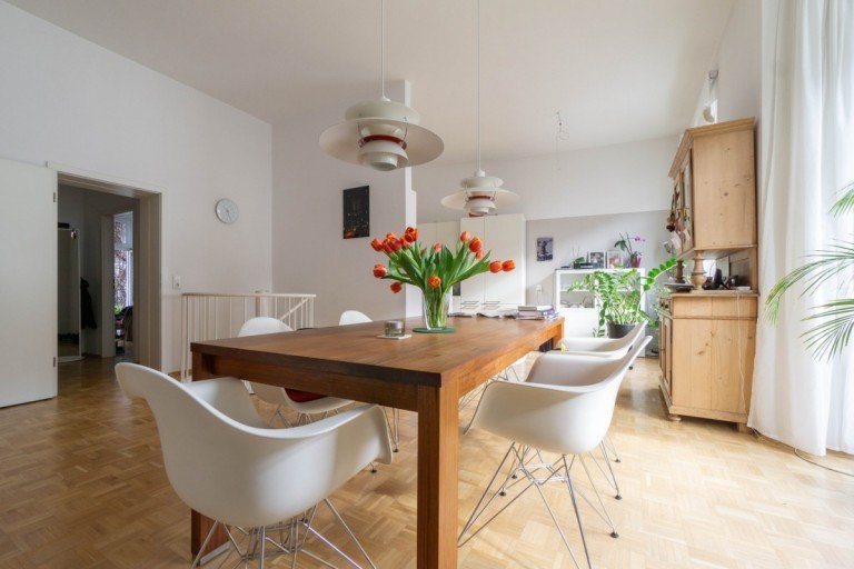 Wohn-/Essbereich im 2. Obergeschoss D�sseldorf Maisonettewohnung Pempelforter Altbau-Charme auf zwei Etagen - 7 Zimmer Maisonette-Wohnung