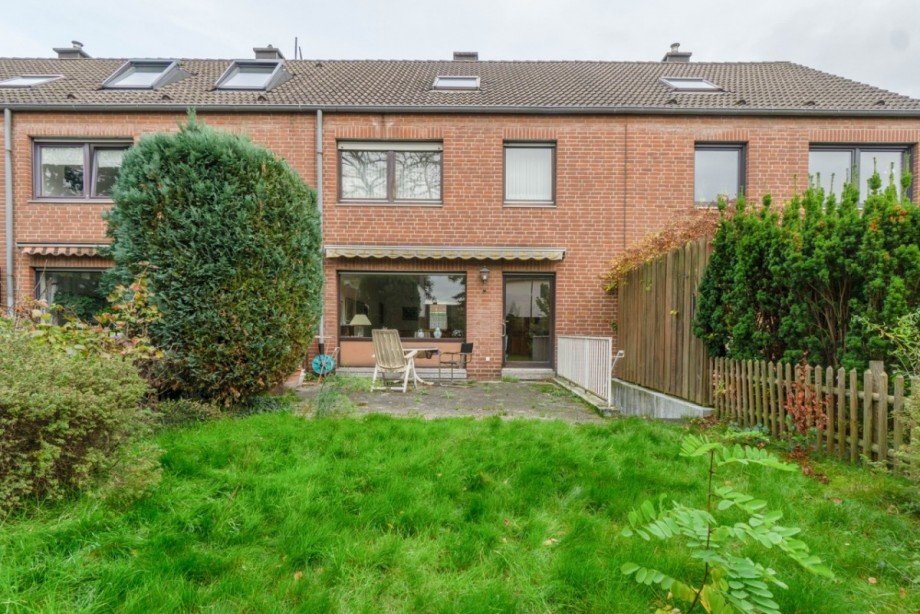 Gartenansicht Reihenmittelhaus D�sseldorf