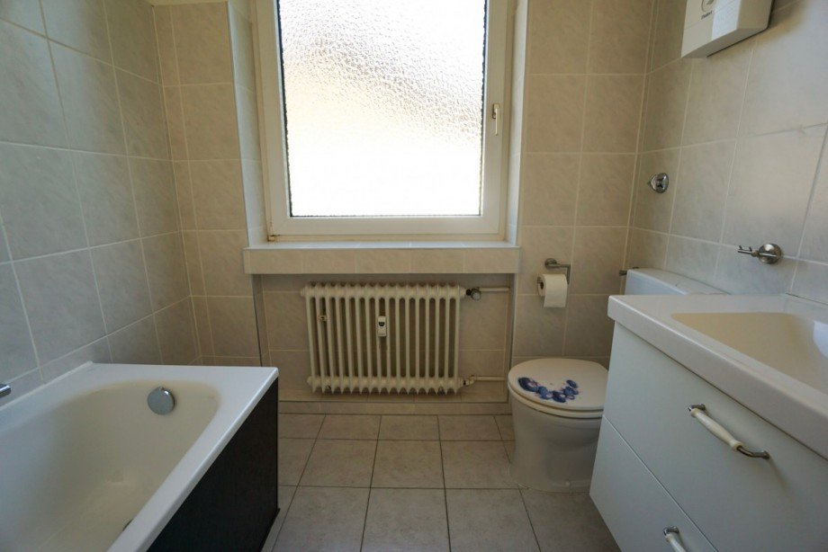 Badezimmer (1) Wohnung D�sseldorf