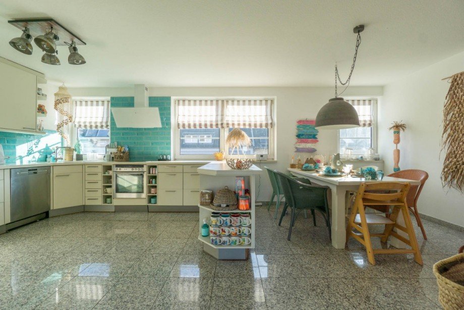 Essk�che im dritten Obergeschoss Stadthaus D�sseldorf
