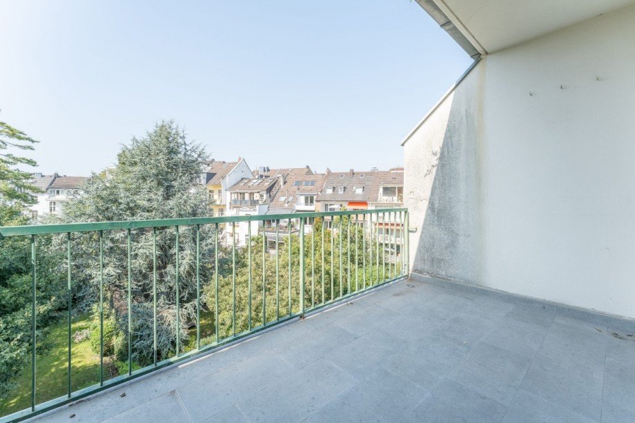 Der Balkon am Schlafzimmer Etagenwohnung D�sseldorf