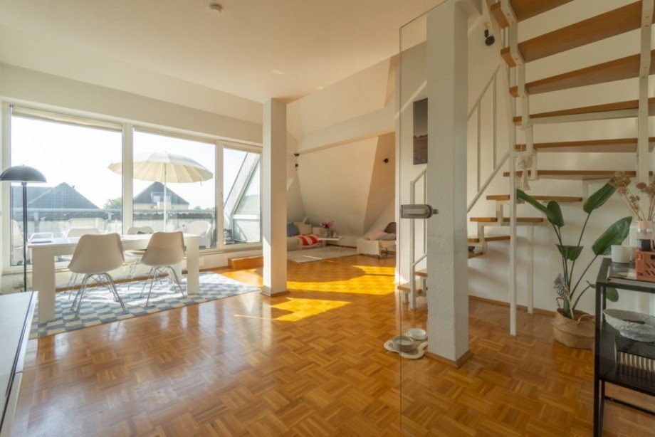 Wohnraum I Maisonettewohnung D�sseldorf