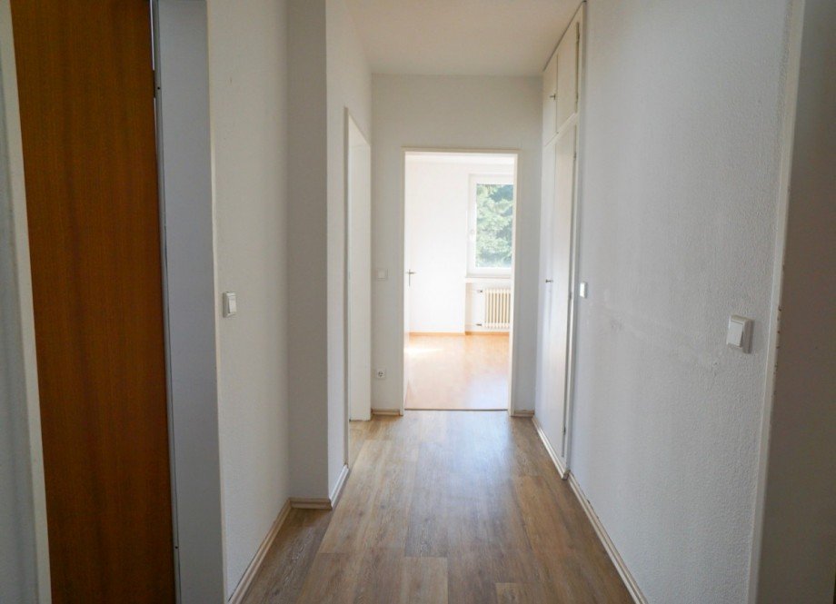 Diele mit Schlafzimmer Wohnung D�sseldorf