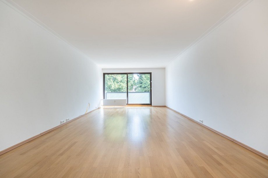 Der ger�umige Wohnraum Etagenwohnung D�sseldorf