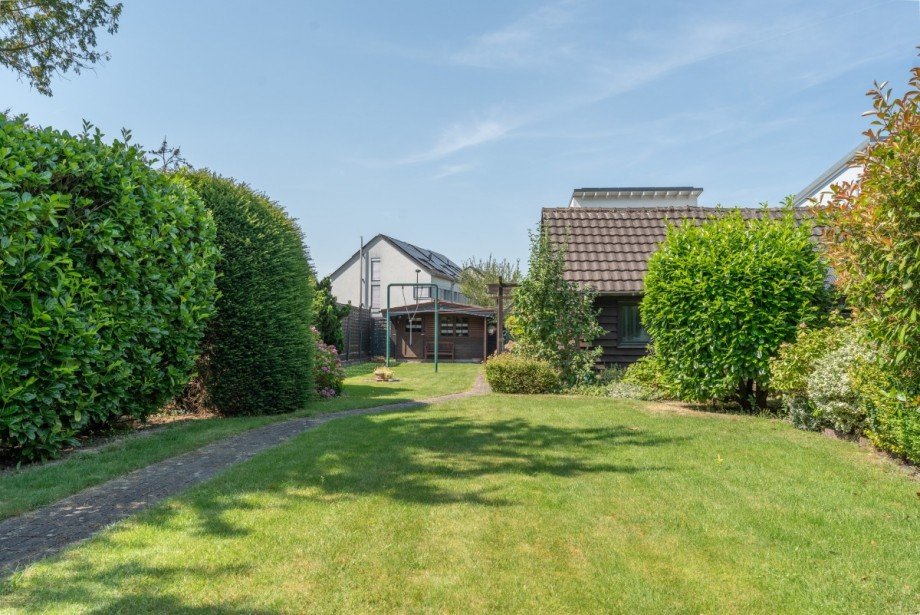 Der Garten Doppelhaush�lfte D�sseldorf