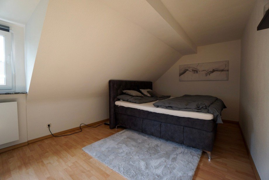 Schlafzimmer (2) Dachgeschosswohnung D�sseldorf