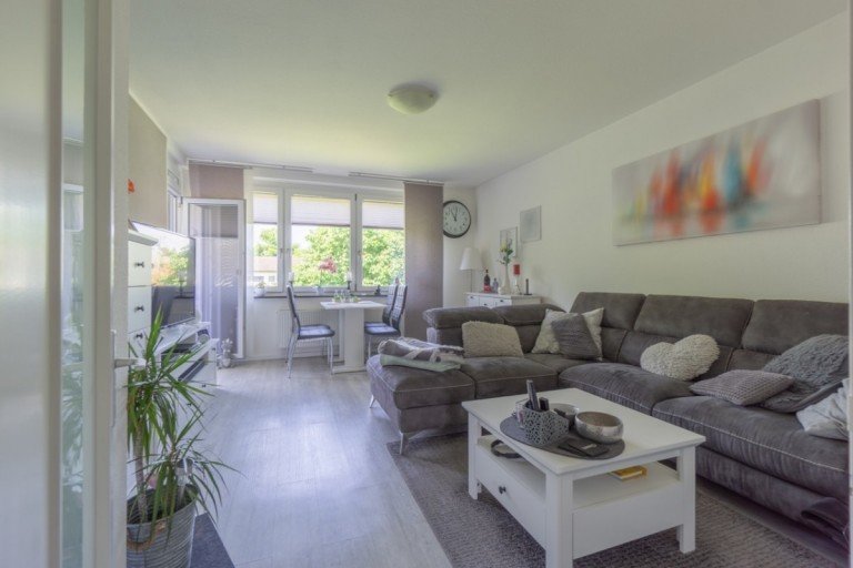 Wohnraum D�sseldorf Etagenwohnung 3-Zimmer-Wohnung mit gutem Schnitt in toller Lage der Henkel-Siedlung von Holthausen