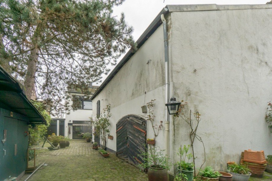 ehemalige Scheune Zweifamilienhaus D�sseldorf