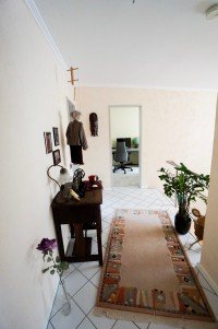 Bild (e25837ac9748d51dba01ca62cb03f92b): *reserviert* Ruhig.Gr�n.Und �berraschend ger�umig: Topgepflegtes Reiheneckhaus in der Henkelsiedlung