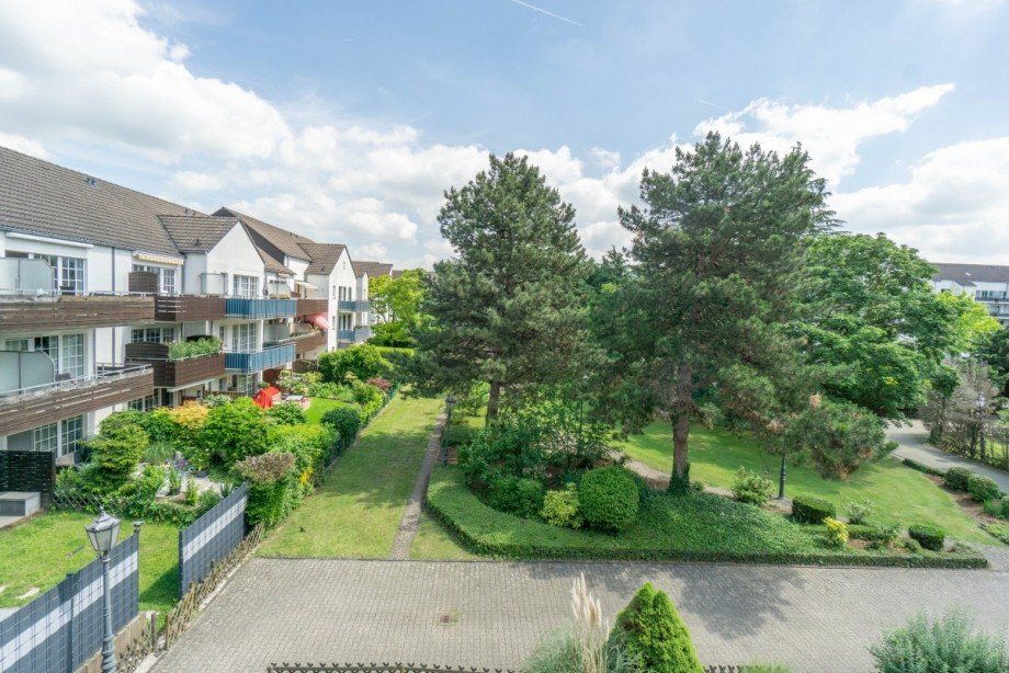 Der Ausblick auf die Parkanlage Wohnung D�sseldorf