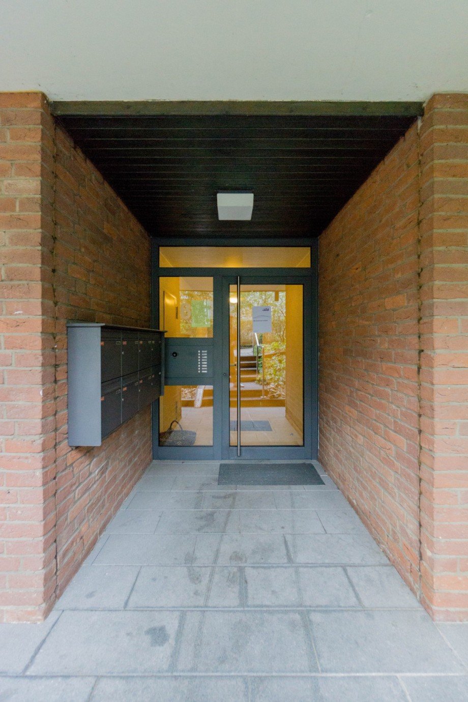 Hauseingang Dachgeschosswohnung D�sseldorf