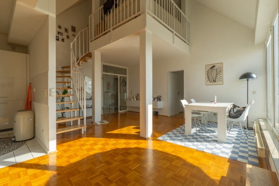 Wohnraum III Maisonettewohnung D�sseldorf