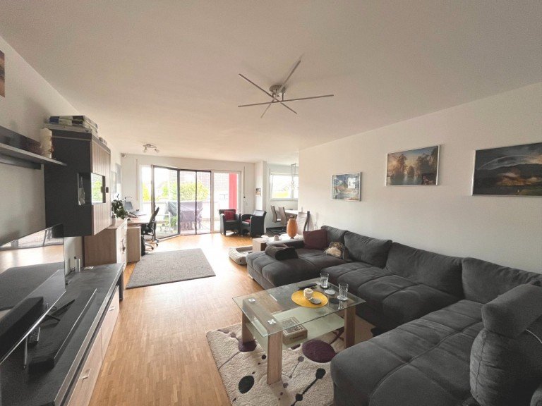 Wohnzimmer D�sseldorf Etagenwohnung 3-Zimmer-Wohnung mit gehobener Ausstattung in ruhiger Lage