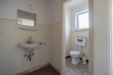GaWC im Erdgeschoss Sanierungsbed�rftige Doppelhaush�lfte in der Engl�ndersiedlung von D�sseldorf-Lohausen