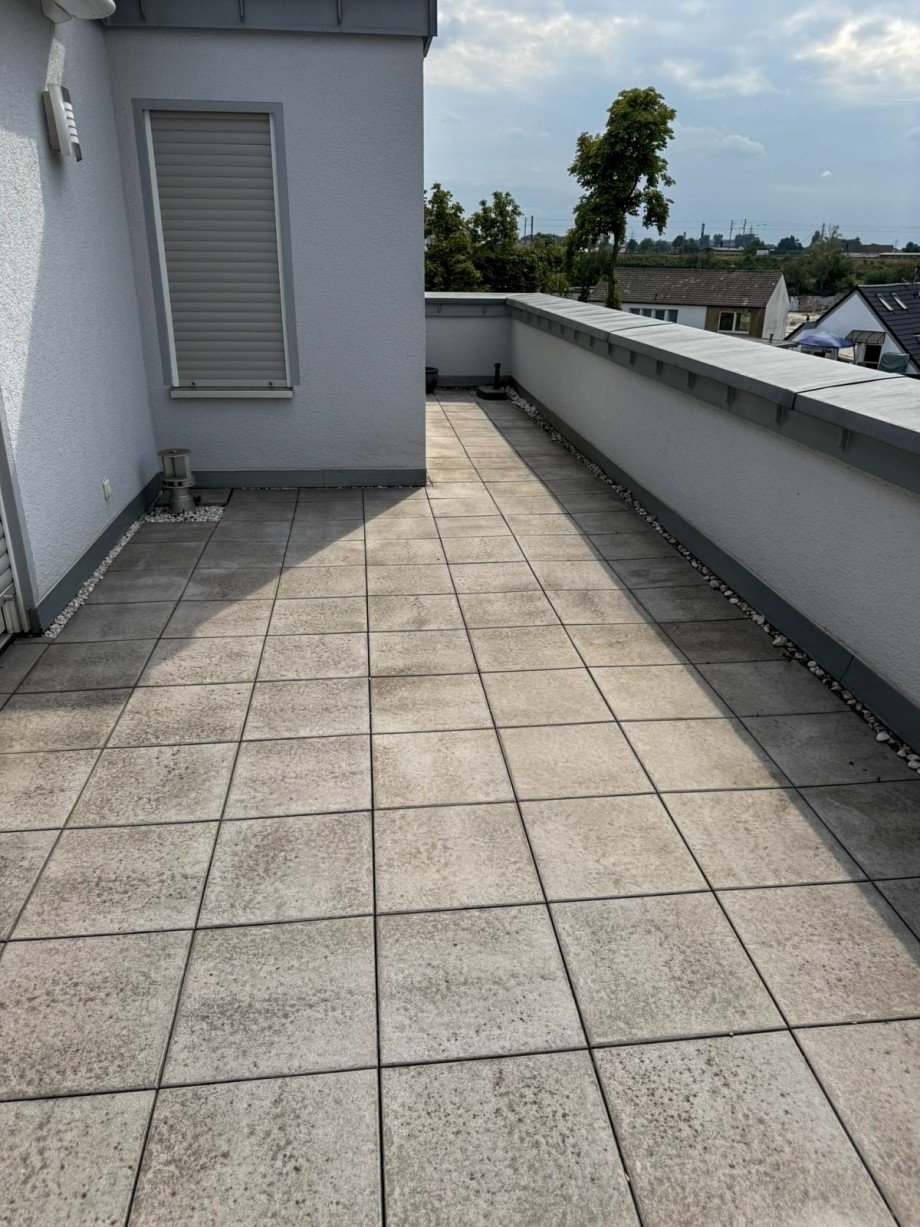 Die Dachterrasse Dachgeschosswohnung D�sseldorf
